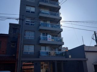 Foto 1 de Departamento en venta en Quilmes Este