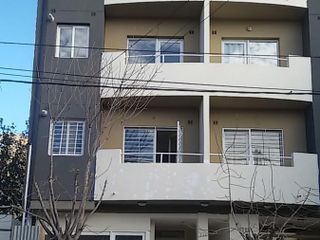 Departamento en venta 1 dormitorio y terraza privada- Cipolletti
