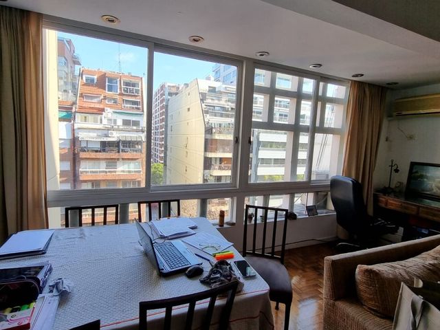 Venta departamento 4 ambientes dependencia Cañitas