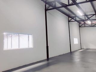Foto 5 de En Renta Bodega Nueva de 1132 m² con Uso de Suelo Mediano Impacto en Pifo