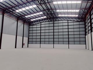 Foto 4 de En Renta Bodega Nueva de 1132 m² con Uso de Suelo Mediano Impacto en Pifo
