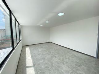 La Luz, Oficina en Renta, 250m2, 4 Ambientes.