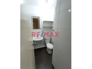 Foto 19 de Departamento flat, segundo piso!

📍 A pasos de Tottus y la Panamericana Norte, en zona estratégica cerca a todo.

🌳 Desde tu propio balcón privado