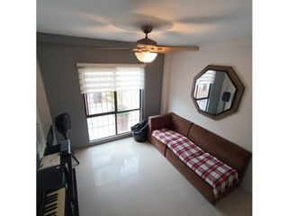 Foto 5 de DE OPORTUNIDAD VENDO CASA EN URBANIZACION LA JOYA
