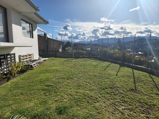 Foto 8 de Casa de Venta – Challuabamba  4 dormitorios máster 4 garajes, áres verdes