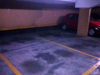 Foto 4 de COCHERA AMPLIA CUBIERTA PARA AUTO O CAMIONETA Caballito