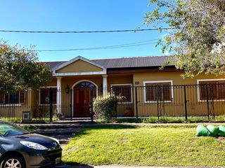 Foto 1 de Casa en Venta  Ringuelet La Plata