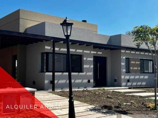Foto 1 de CASA EN ALQUILER EN EL BARRIO SAN PABLO