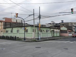 Foto 1 de VENTA DE CASA ESQUINERA EN SUROESTE (GV)