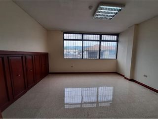 SE VENDE CASA COMERCIAL ESQUINERA DE 6 NIVELES