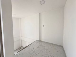 Foto 12 de CASAS MODERNA A ESTRENAR EN VENTA EN URB PORTÓN DEL SOL - MANTA