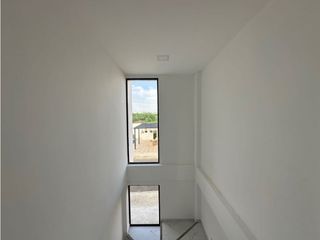 Foto 10 de CASAS MODERNA A ESTRENAR EN VENTA EN URB PORTÓN DEL SOL - MANTA