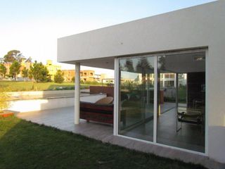 Foto 10 de Espectacular Propiedad en Barrio Privado en Alquiler Temporada 2020