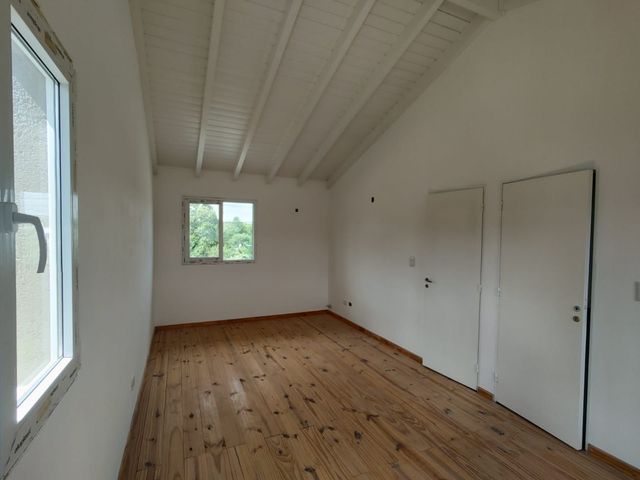 Casa en venta de 2 dormitorios c/ cochera en La Cumbre