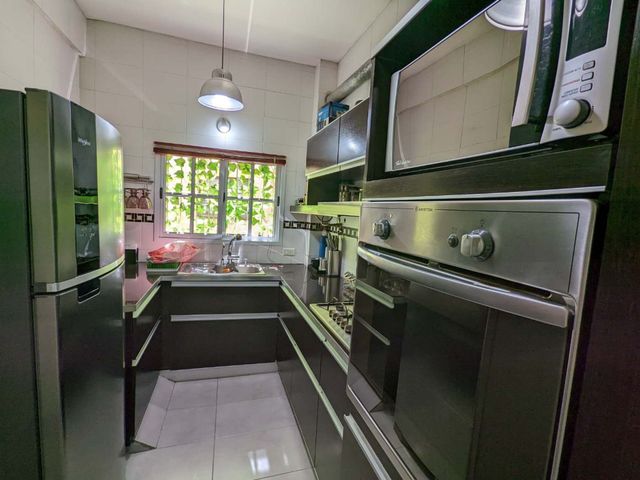 VENTA DPTO. 3 AMB. CON BALCON EXCELENTE ESTADO