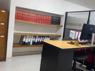 Foto 2 de oficina en arriendo en latino. Cod A11063
