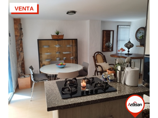 Foto 5 de CASA AMPLIA DE 3 PISOS  EN CONDOMINIO CERRADO