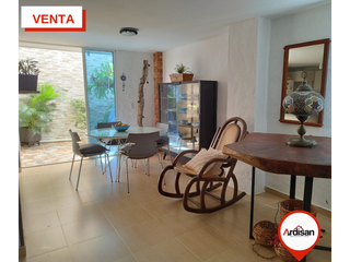 Foto 1 de CASA AMPLIA DE 3 PISOS  EN CONDOMINIO CERRADO