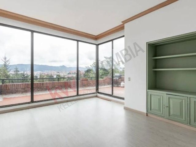 ALQUILO APTO CERROS DE NIZA 306M2