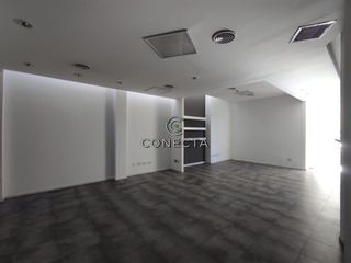 Oficinas c/cochera - Illia 1040  - Neuquen Capital