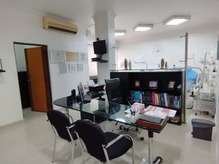 Foto 2 de consultorio en venta en centro medico norte. Cod V2533