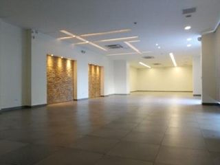 Foto 2 de ARRIENDO LOCAL COMERCIAL 144M2 CENTRO NORTE DE QUITO, SECTOR LA PORTUGAL.