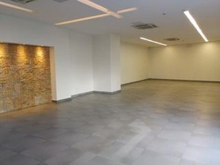 Foto 1 de ARRIENDO LOCAL COMERCIAL 144M2 CENTRO NORTE DE QUITO, SECTOR LA PORTUGAL.