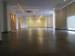 Foto 3 de ARRIENDO LOCAL COMERCIAL 144M2 CENTRO NORTE DE QUITO, SECTOR LA PORTUGAL.