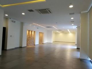 Foto 4 de ARRIENDO LOCAL COMERCIAL 144M2 CENTRO NORTE DE QUITO, SECTOR LA PORTUGAL.
