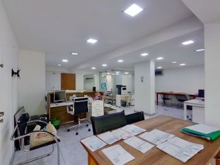 Oficina 6 ambientes venta en Caballito con renta