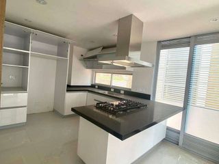 Foto 11 de VENTA DE CASA EN EL SECTOR DE TORRELADERA EN BOGOTÁ