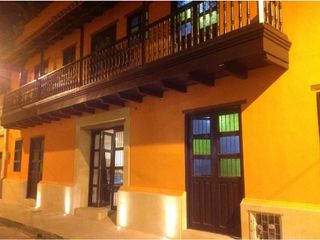Hostal en venta, Centro Historico a 2 cuadras del mar|Santa Marta