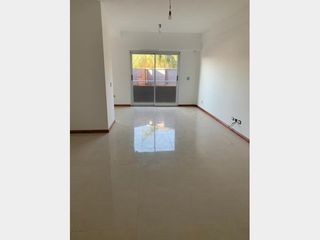Foto 2 de Departamento en venta en Villa Luzuriaga
