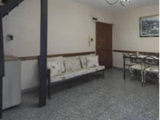 PH en venta - 3 Dormitorios 1 Baño - 90Mts2 - Villa Pueyrredón