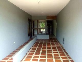 Foto 4 de edificio en venta en la pradera. Cod V14055