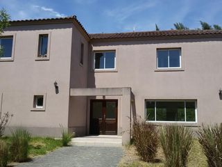 Foto 1 de VENTA CASA  - San Isidro Labrador- VILLANUEVA TIGRE
