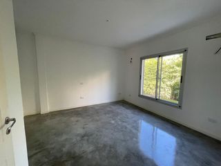 Foto 29 de Venta Casa 5 ambientes,  San Isidro Labrador.
