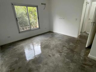 Foto 3 de Venta Casa 5 ambientes,  San Isidro Labrador.