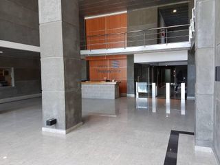 Oficina en alquiler en el Centro Uruguay Norte.