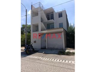 Foto 1 de Departamento En Venta Urbanización Las Palmeras Tercer Piso