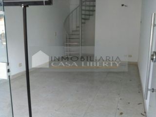 Foto 3 de local en arriendo en la playa. Cod A100416