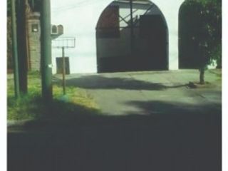 Foto 5 de Excelente Dpto Tipo Casa 3 AMB AMPLIOS c/ COCHERA Al Frente