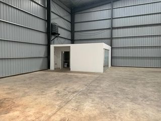 Foto 1 de GALPON en  Aquiler, Parque Industrial en Polo 52, Dos Naves con total de 1000 m2