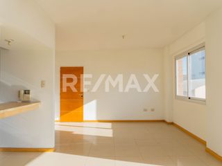 Vende depto 3 dorm y cochera Pionero 3 Cipolletti