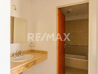Vende depto 3 dorm y cochera Pionero 3 Cipolletti