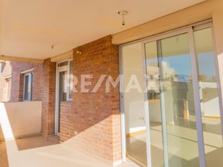 Vende depto 3 dorm y cochera Pionero 3 Cipolletti
