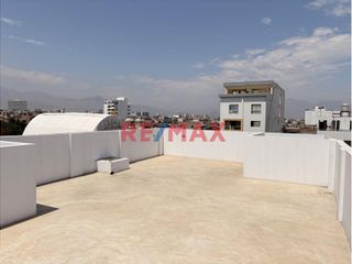 Foto 8 de 🏢 ESTE AMPLIO Y MODERNO DEPARTAMENTO CON ACABADOS DE PRIMERA CUENTA  ESPACIOS MULTIUSOS EN 2 NIVELES ✨
📍Ubicado estratégicamente en Avenida y Frente
