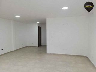 Foto 4 de Local de arriendo en Av. De Los Cerezos  – código:17306