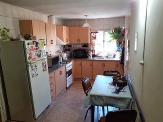 Foto 4 de Chalet en venta en Llavallol