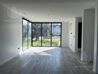 Canning  Casa Venta Saint Thomas Este 7 ambientes Canning